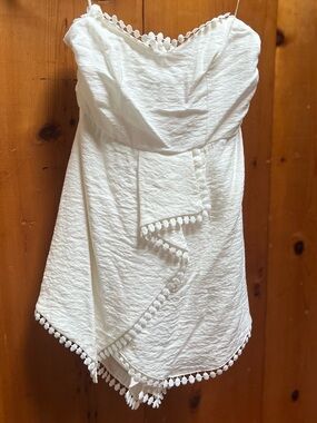 Vici White Strapless Pom-Pom Romper